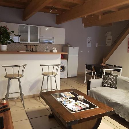 Appart tout confort, climatisé sur Coursan Extérieur photo