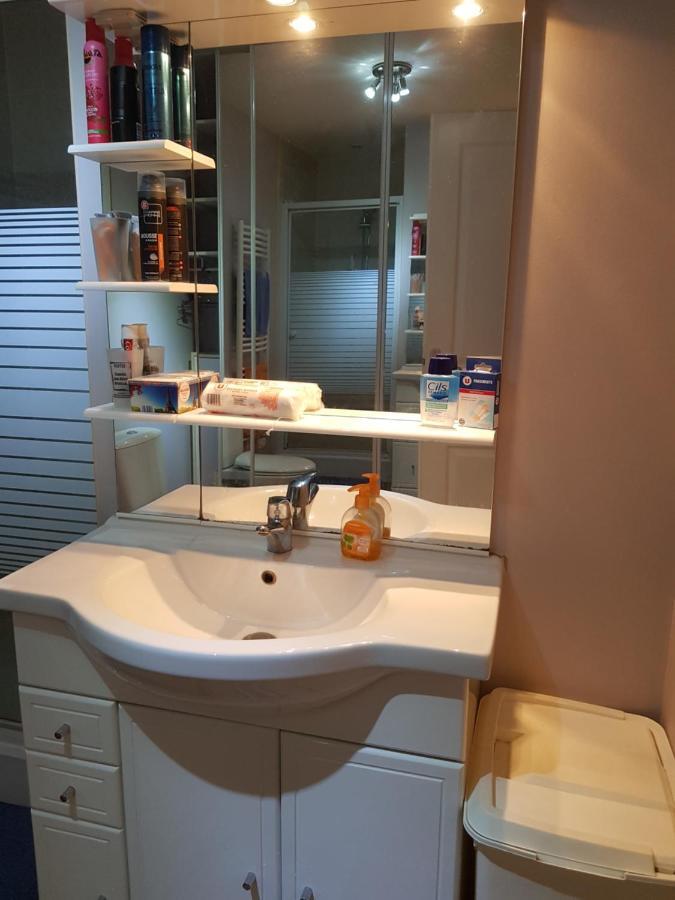 Appart tout confort, climatisé sur Coursan Extérieur photo